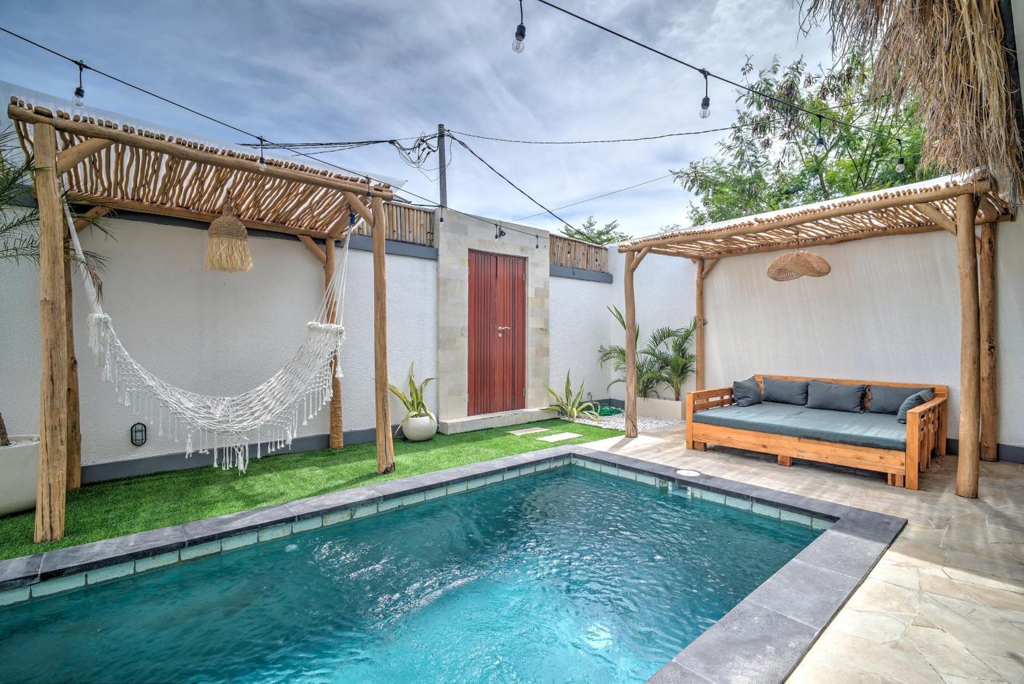 Villa Esha Iii *
