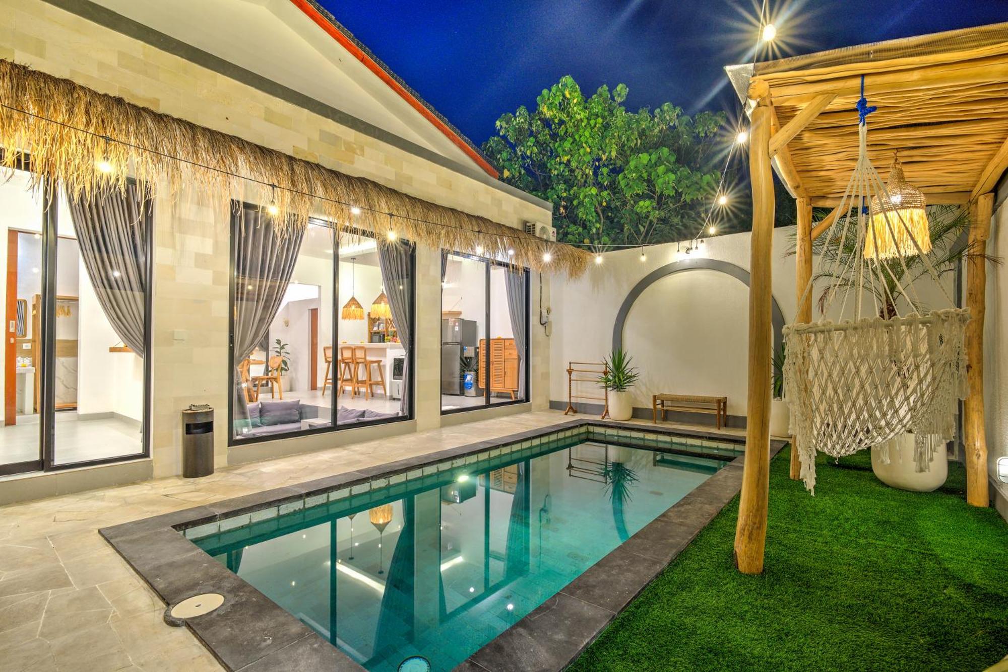 Esha Iii Villa